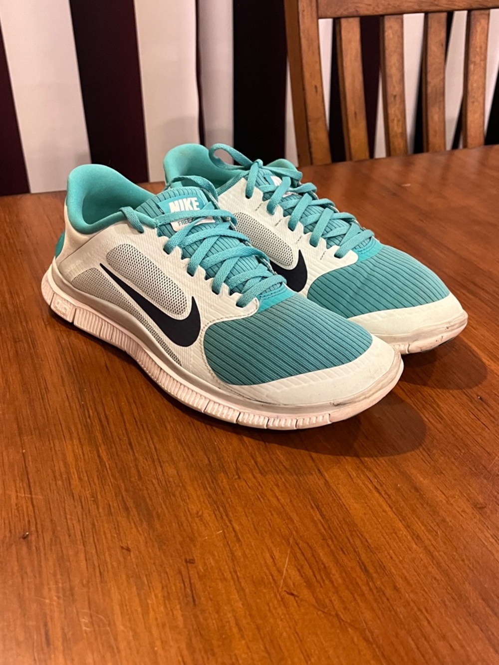 Nike Free 4.0 V3 shoes sneakers 580406 313 green Women’s Size 9.5